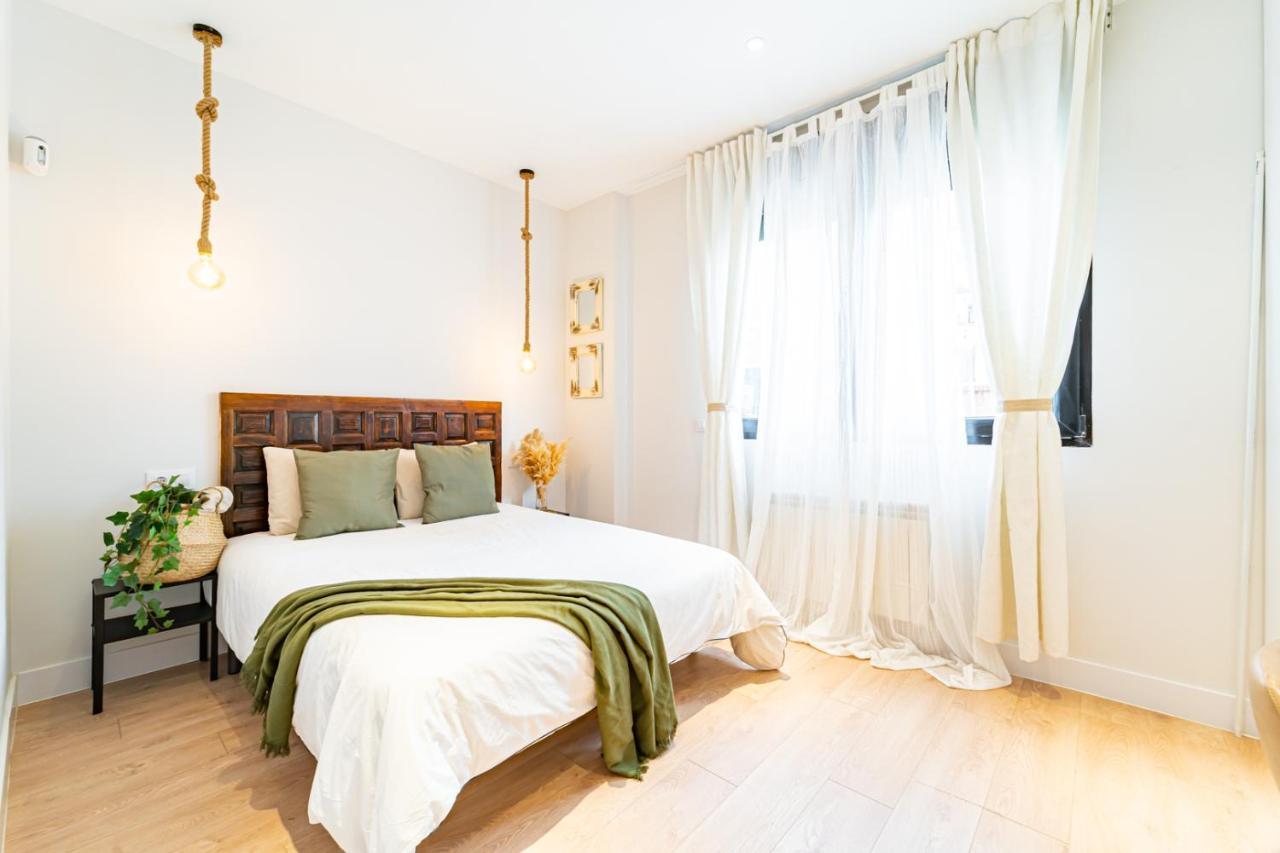 Apartment Edsam White Madrid